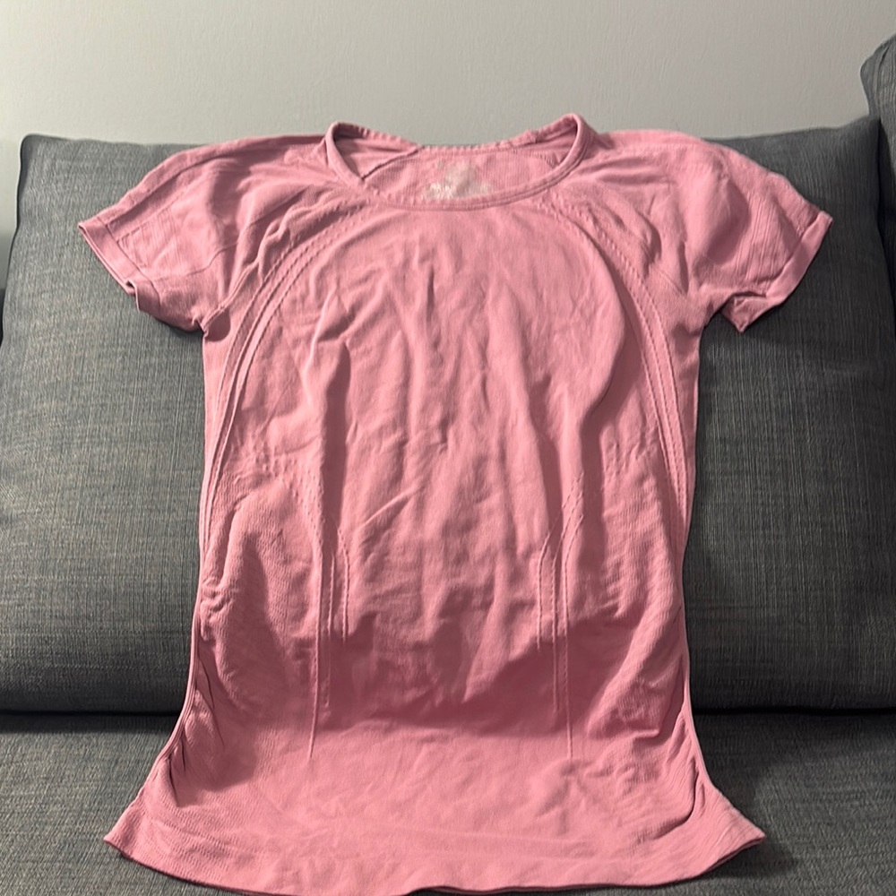 GAIAM Pink Fitted Short Sleeve Tee